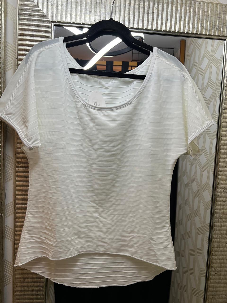 BLUSA BLANCA DEPORTIVA